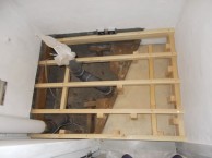 和式→洋式トイレに　便器を斜めに設置してスペースを有効利用